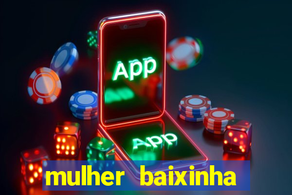 mulher baixinha transando com homens altos